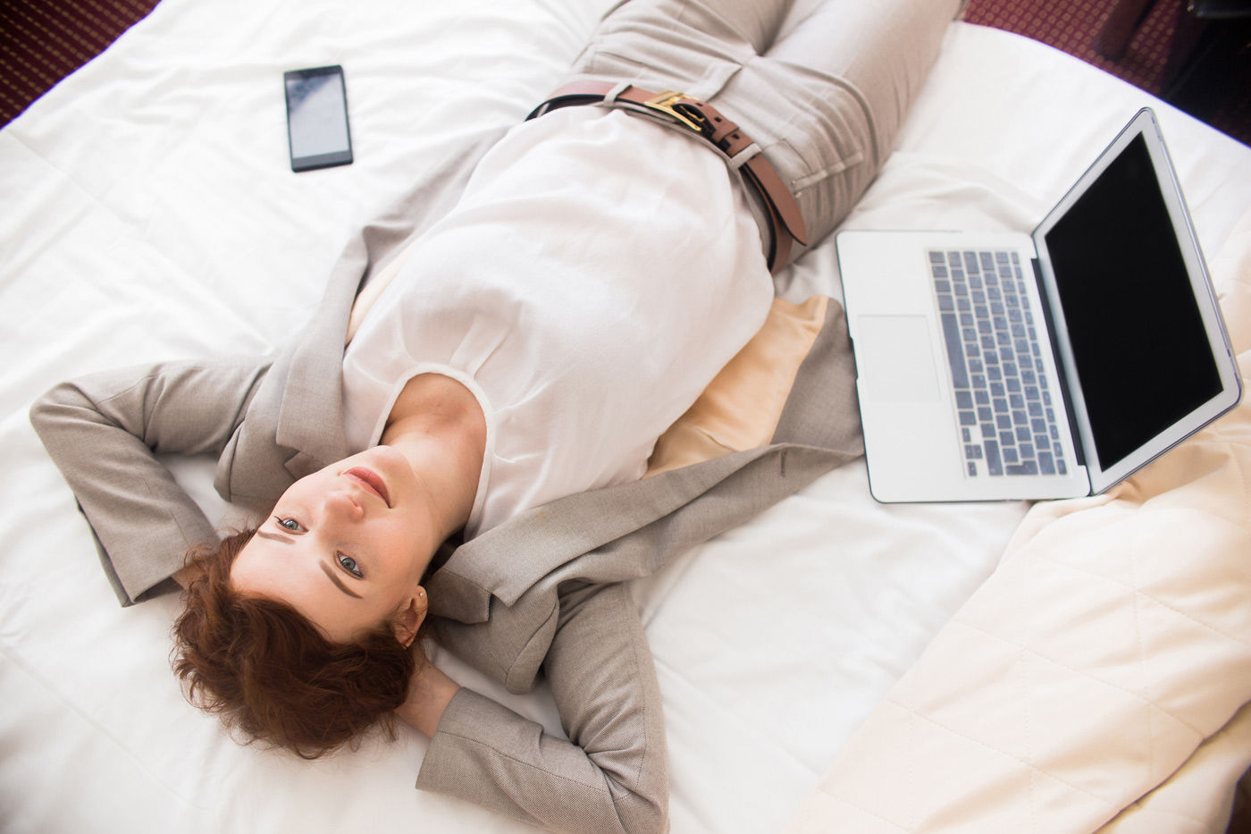 Rest up and take in these business travel tips when staying at the Comfort Suites Saskatoon hotel.